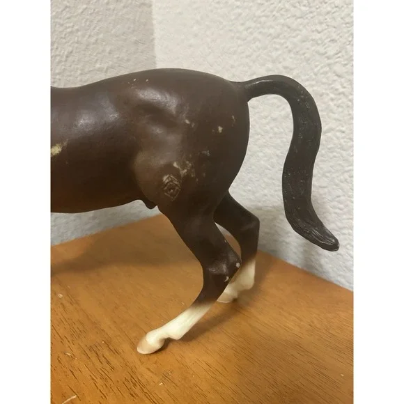 VTG Breyer Horse #465 Champion Dutch Warmblood Roemer 1990-93 Dark Chestnut - Picture 6 of 9